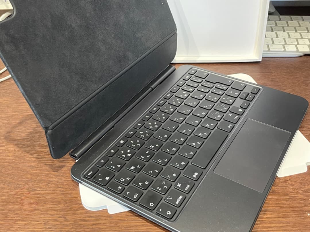 ✨年末特価　Apple iPad Magic Keyboard ブラック