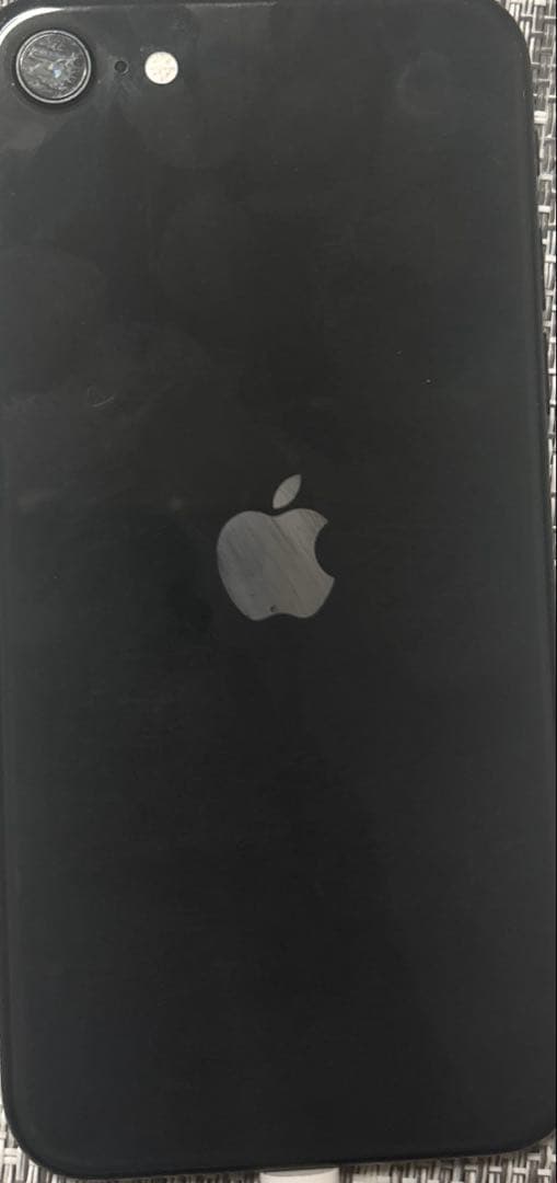 ホームボタン故障　ジャンク　iPhone se 第二世代　中古