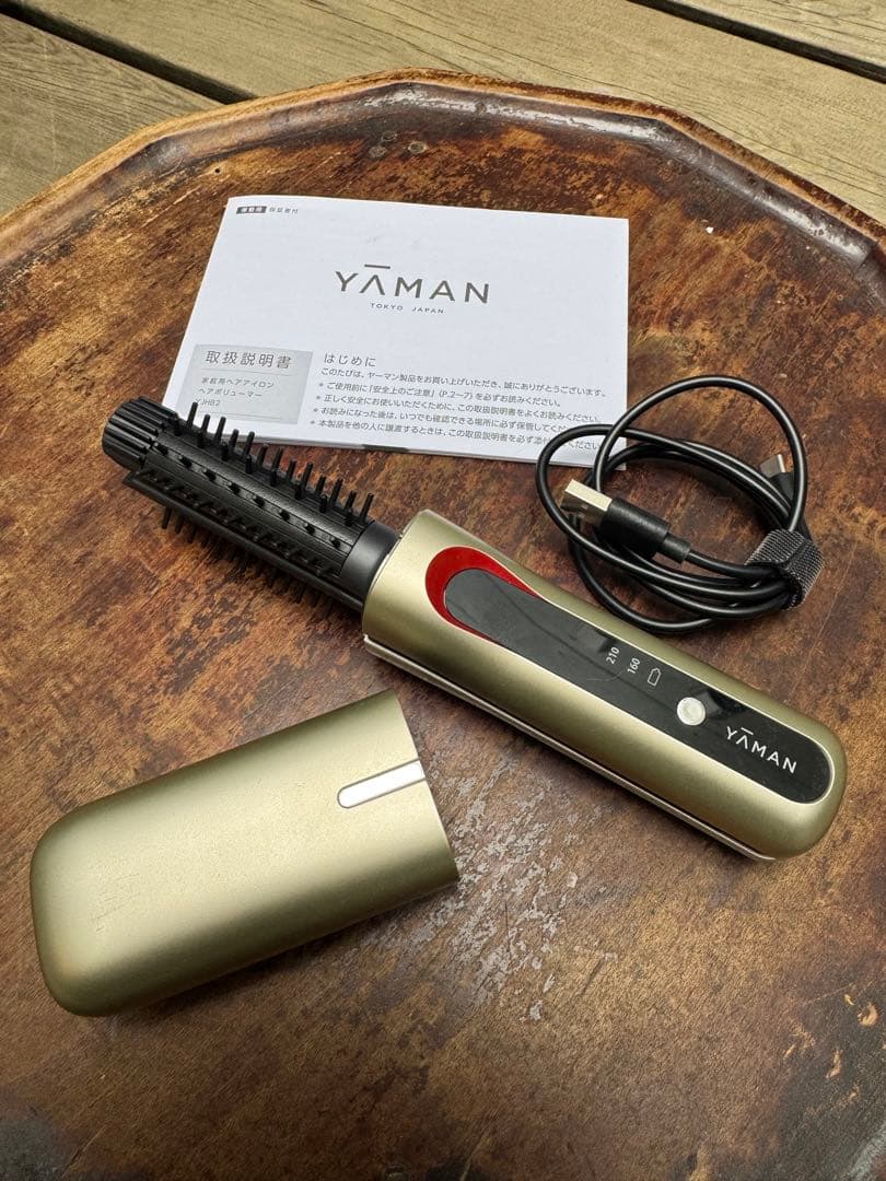 YA-MAN ヘアアイロン　ヘアボリューマー