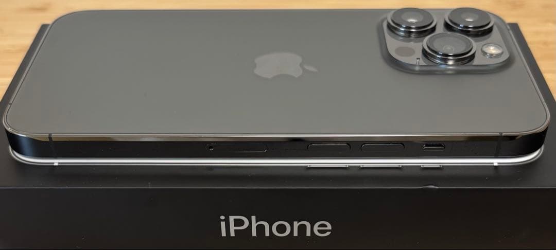 【新品バッテリー】iPhone 13 PRO 256GB グラファイト　本体