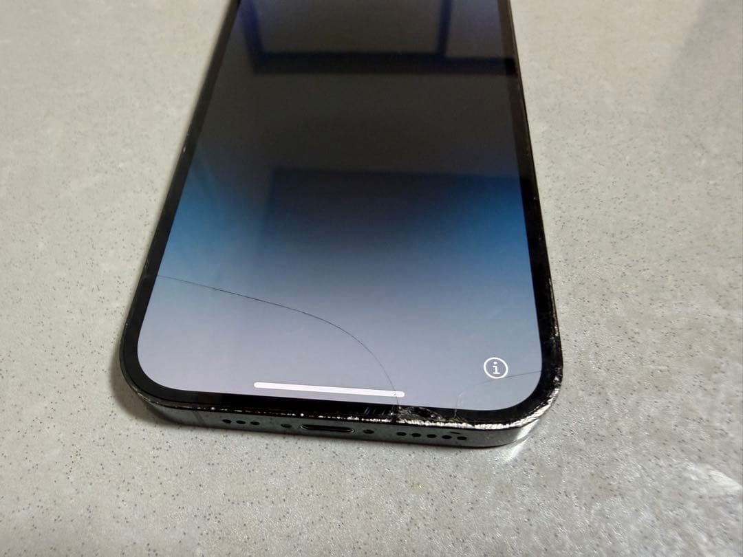 iPhone14pro本体