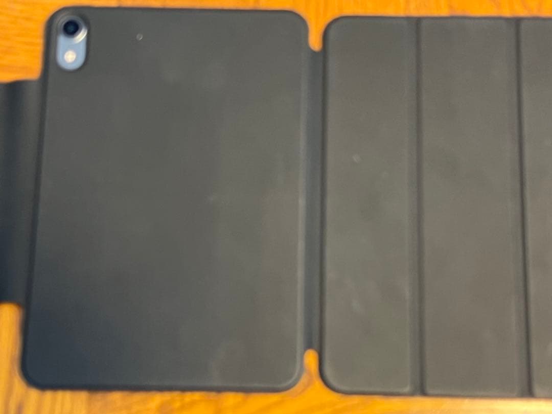 Apple iPad mini 6 本体　64gb wifi ESRカバー付き