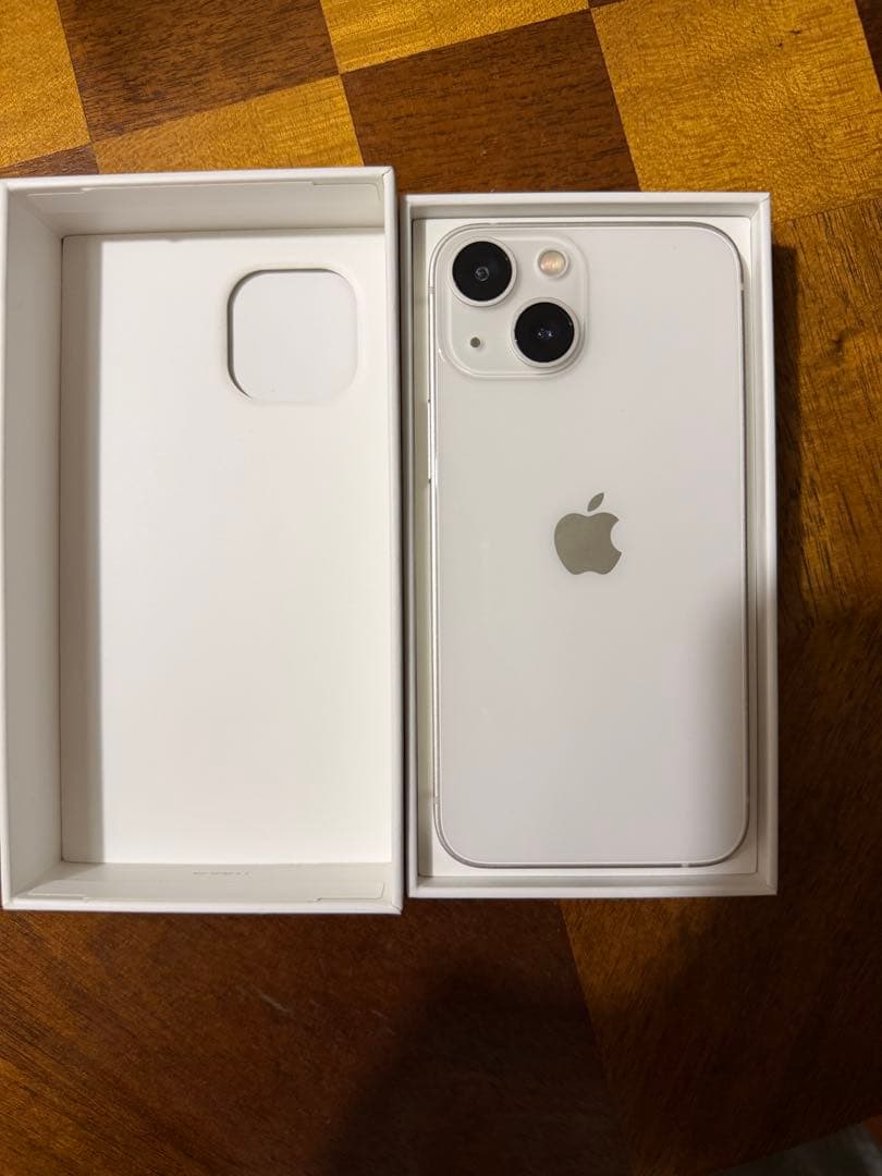 P*e様 iphone13mini スターライト　256gb