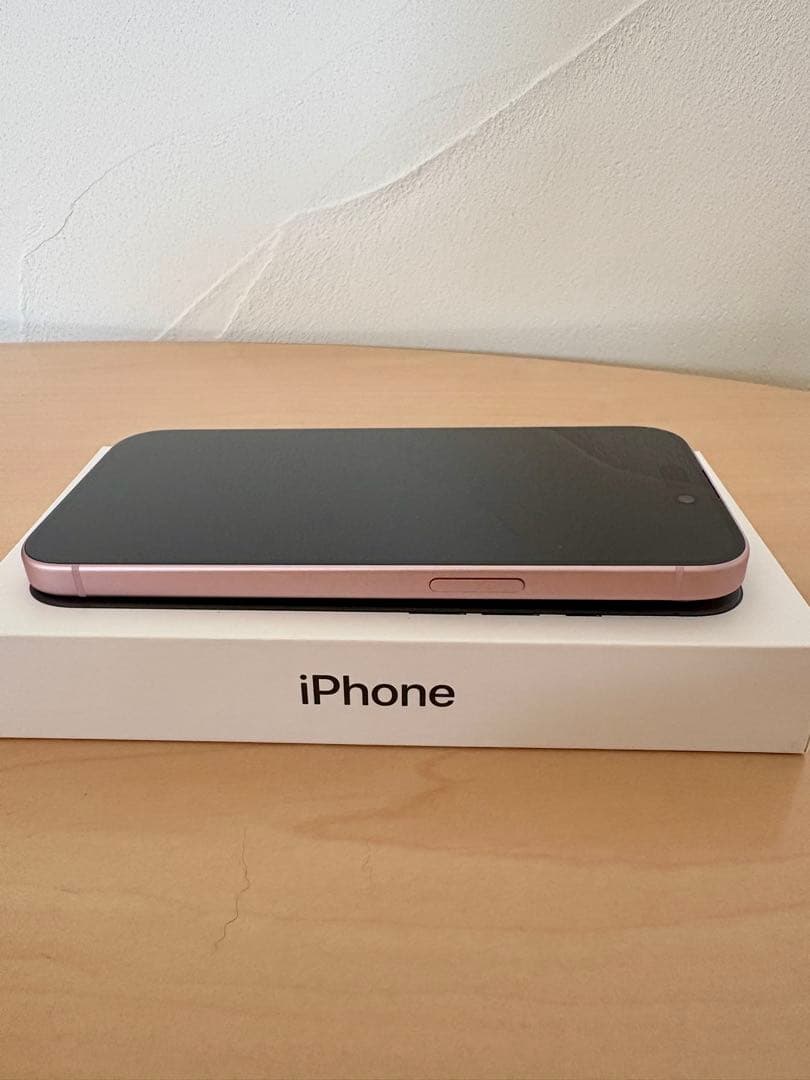 iPhone15 128GB ピンク SIMフリー【美品】