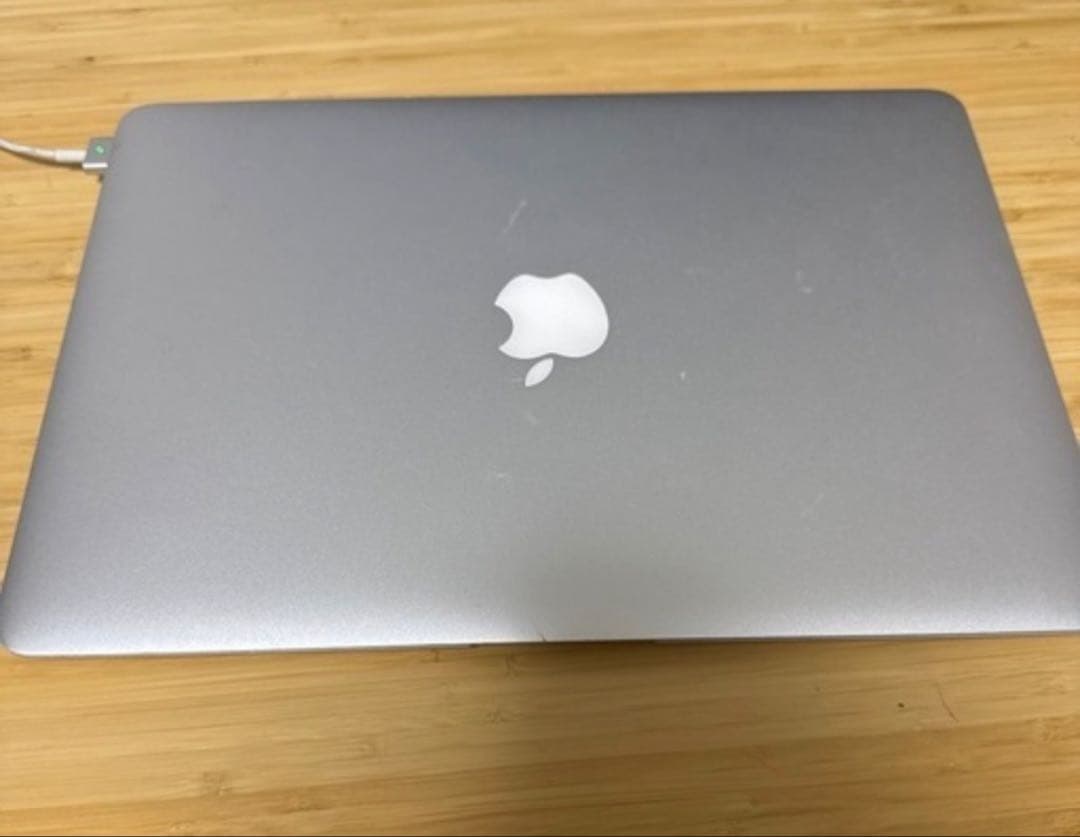 Apple MacBook Air A1466 13インチ Early 2014