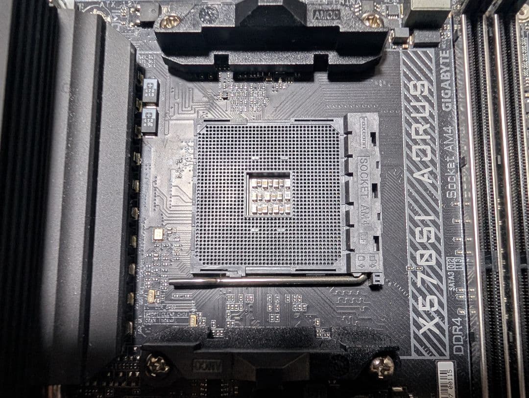 GIGABYTE X570SI AORUS PRO AX マザーボード