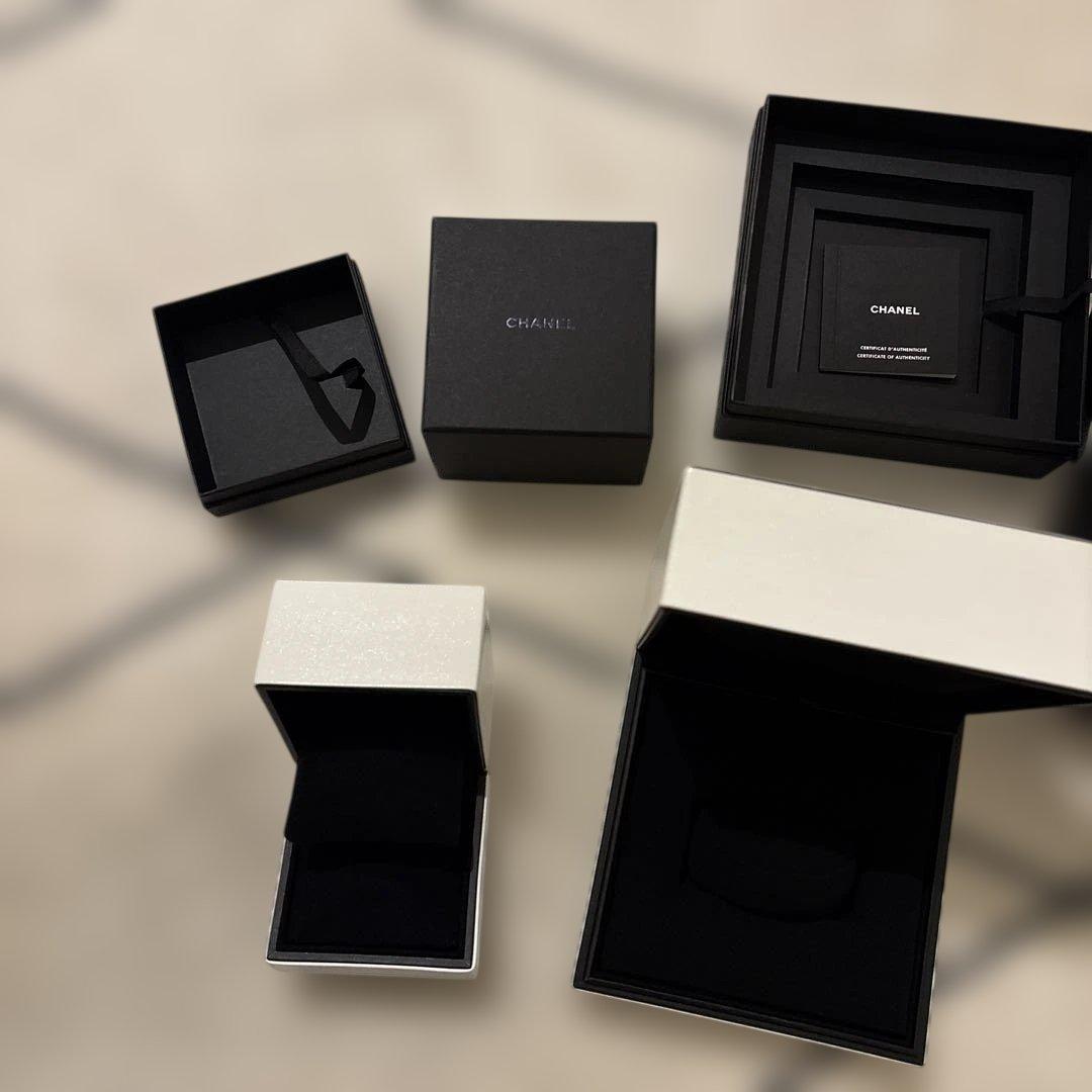 CHANEL ギフトボックスセット　ジュエリーボックス