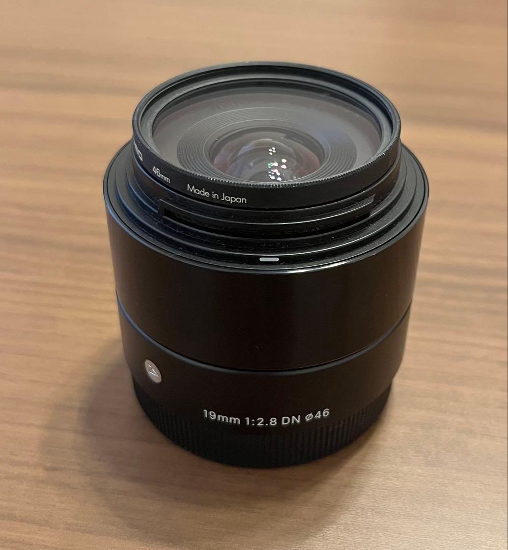 ⭐︎美品⭐︎SONY α5000 ミラーレス一眼カメラ & Sigma 単焦点レンズ
