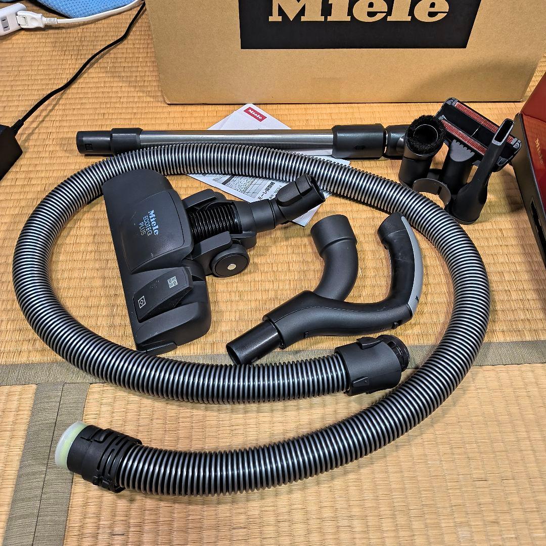 Miele (ミーレ) Compact C2 SDCO 4 オータムレッド