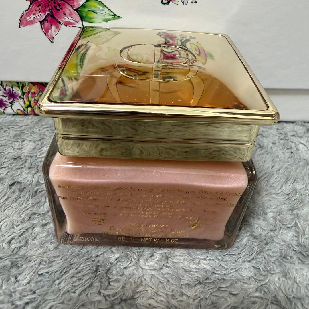 Dior プレステージ ル ゴマージュ　スクラブ洗顔料　150ml サンプル付