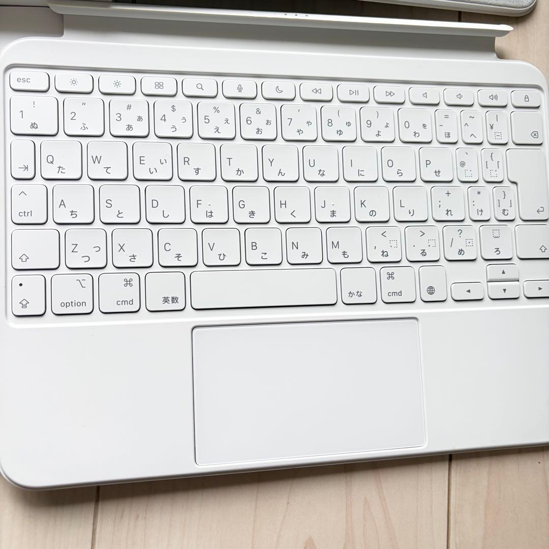 iPadキーボードApple Magic Keyboard Folio日本語配列