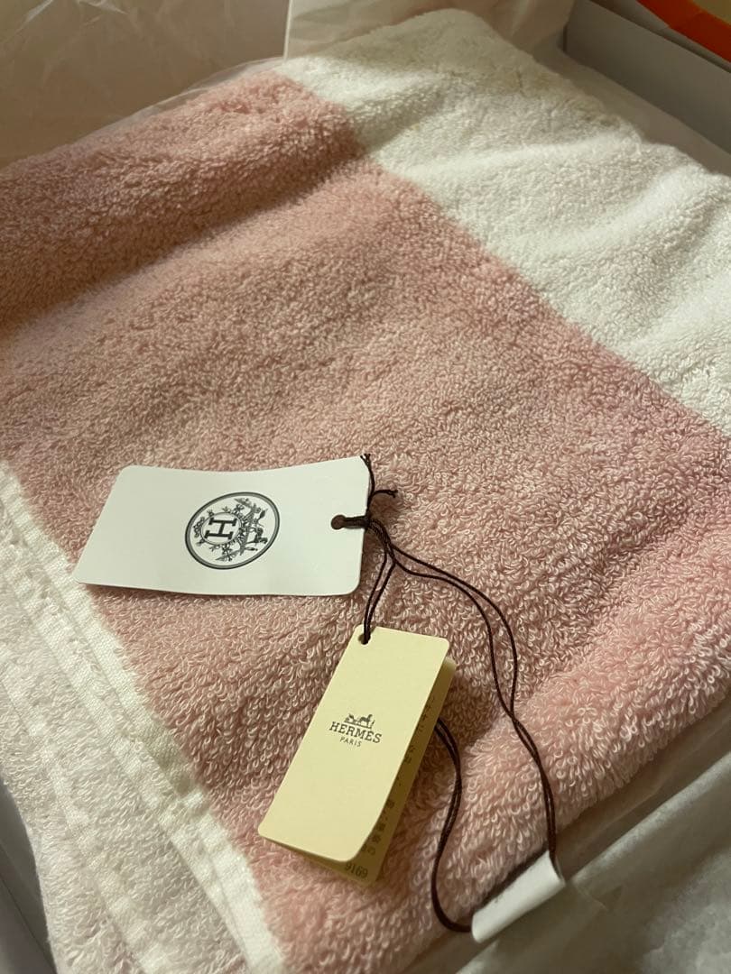 HERMES フェイスタオル　アヴァロン　ピンク/ホワイト