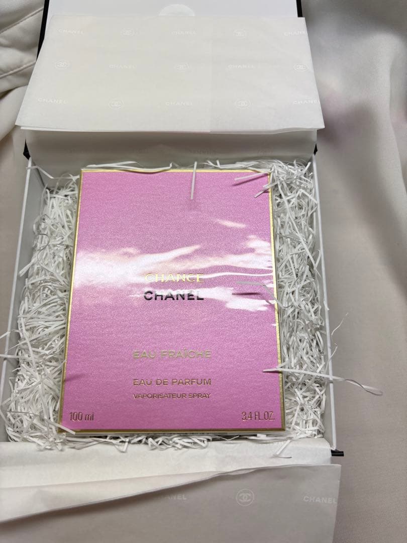 CHANEL チャンスオーフレッシュ