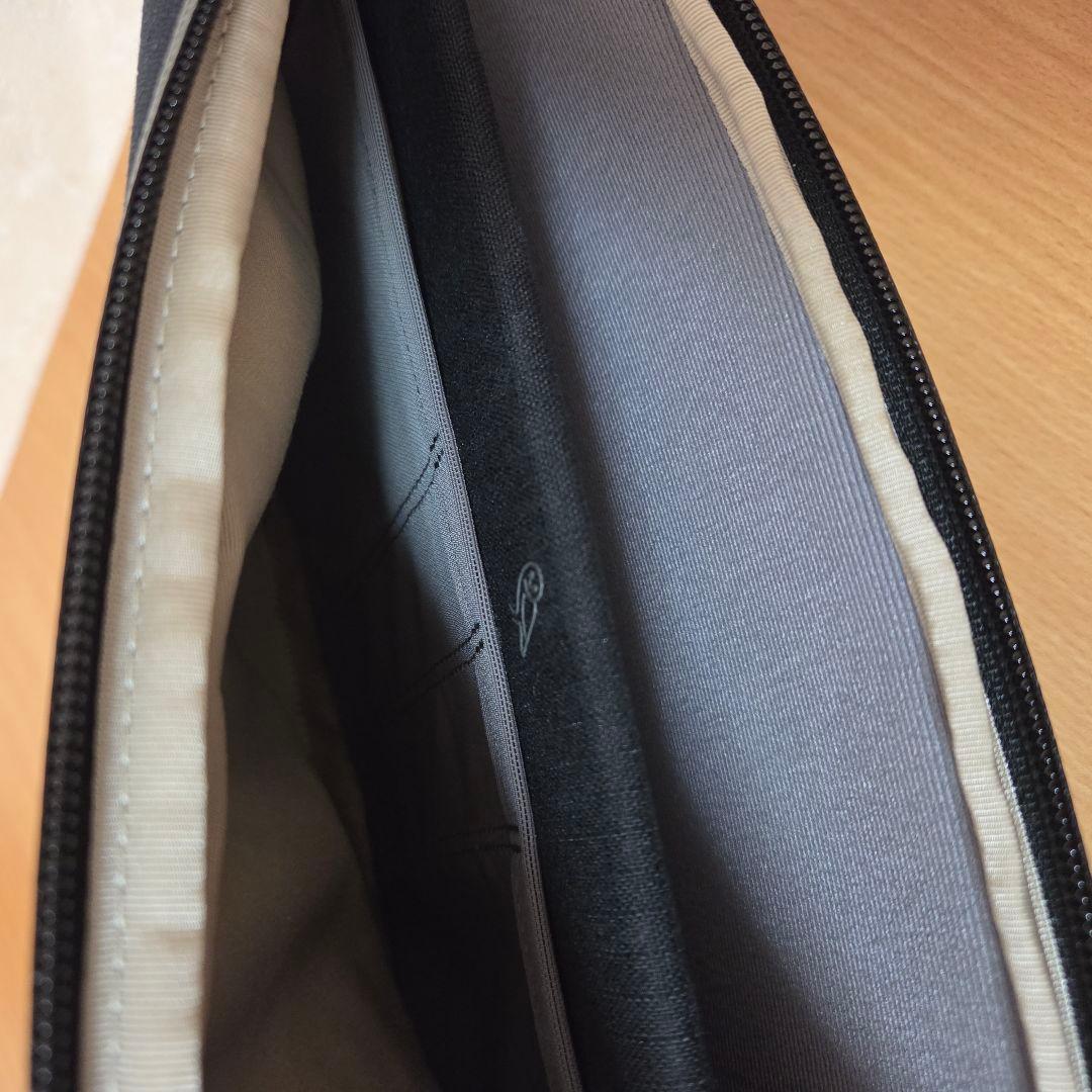 Bellroy Caddy（13/14インチ ノートPC用スリーブ）