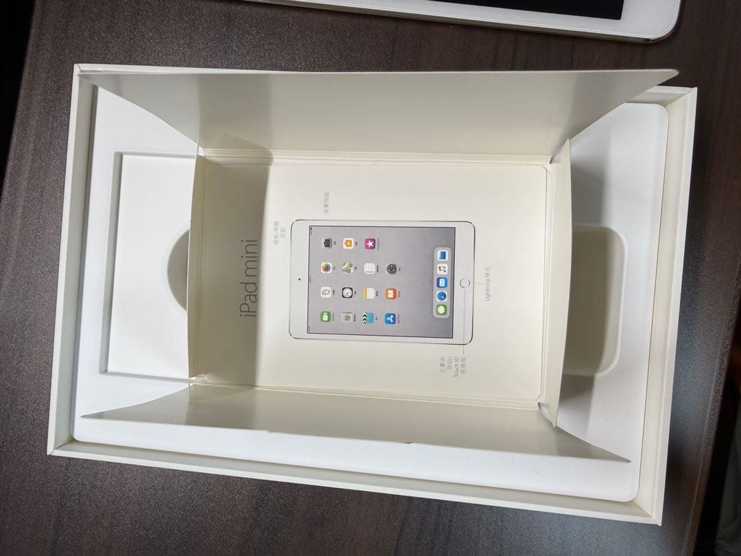 Apple iPad mini4 ゴールド 本体 箱付き