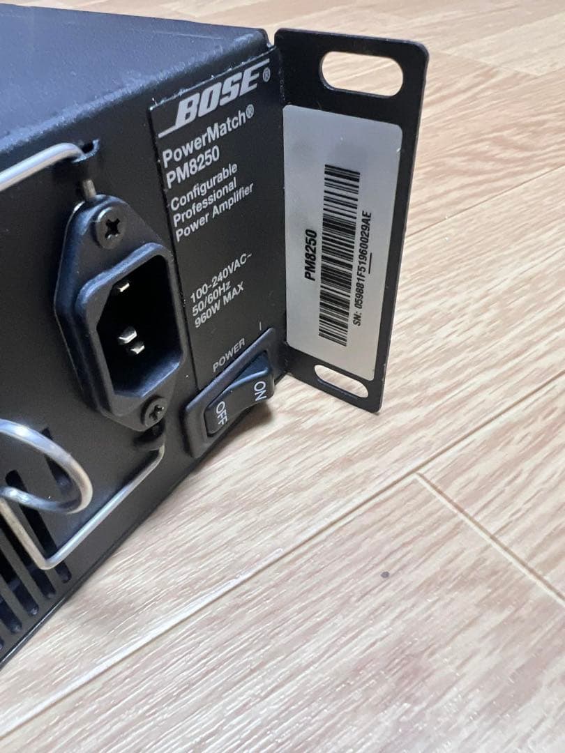 BOSE PM8250パワーアンプ 最大出力:2000W 動作確認済み