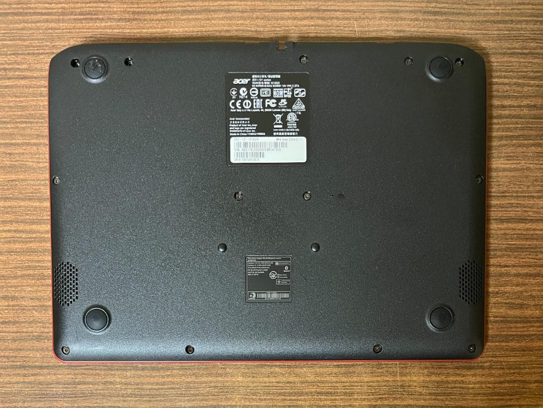 新しいSSD、Acer Aspire ES1-131、8GB 256GB SSD