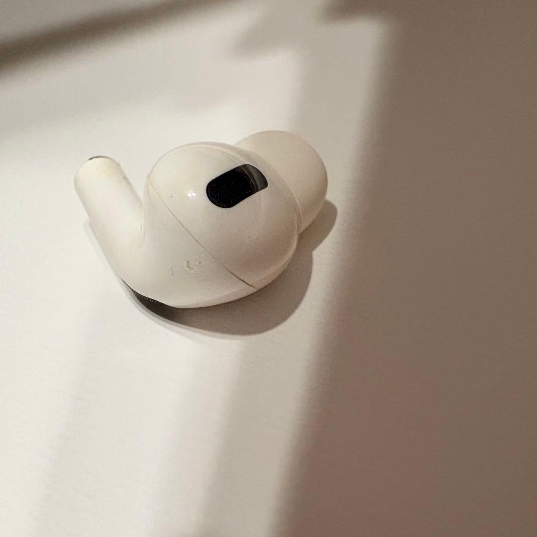 Apple AirPods Pro 第一世代　ワイヤレス充電ケース付き