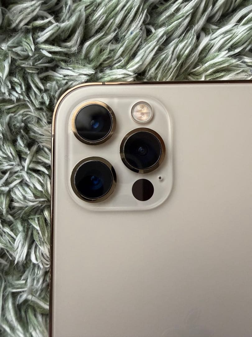 Apple iPhone 12 128GB ゴールド本体