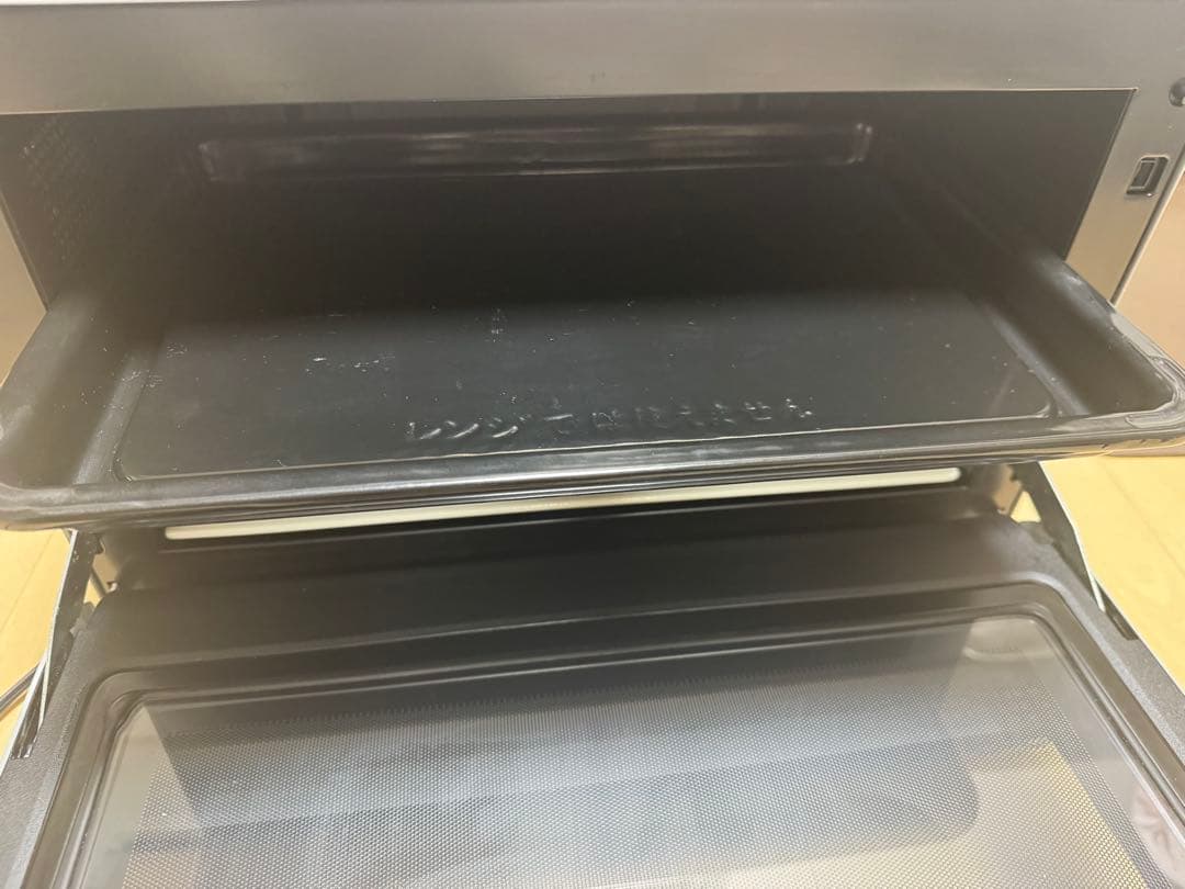 日立 MRO-JS8 オーブンレンジ ヘルシーシェフ付属品の黒皿、白皿、焼き網