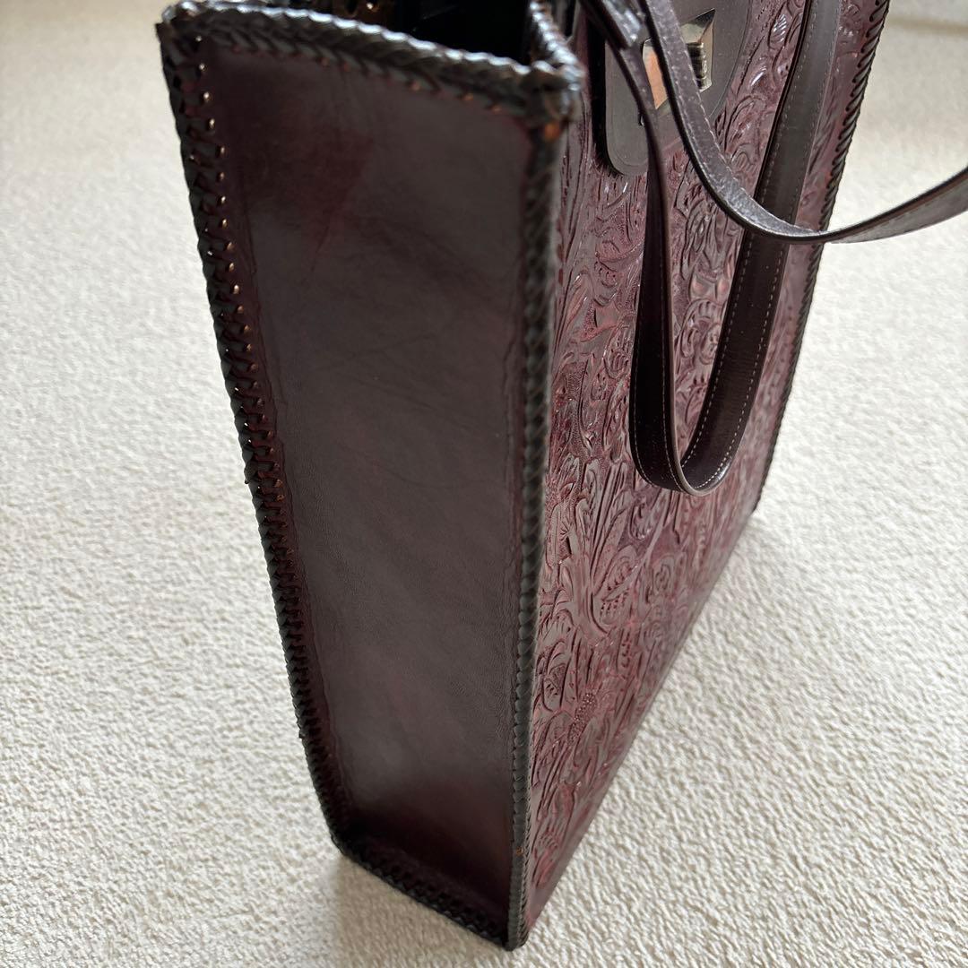 ハンドメイド　カービング　レザーバッグ　アンティーク