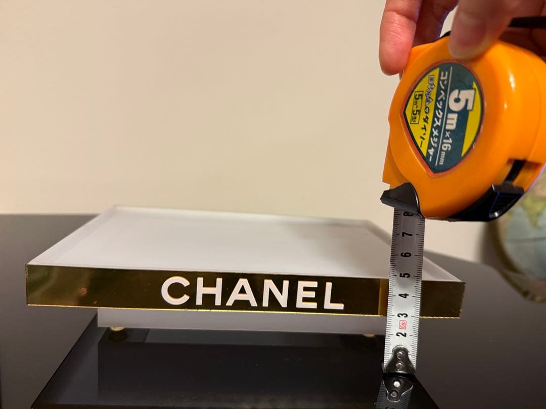 CHANEL ホワイトトレイ