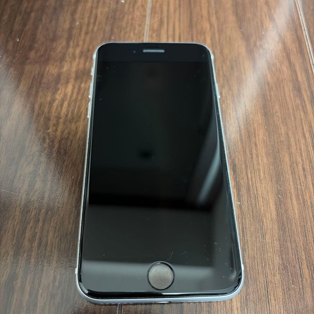 Apple iPhone SE (第2世代) 本体