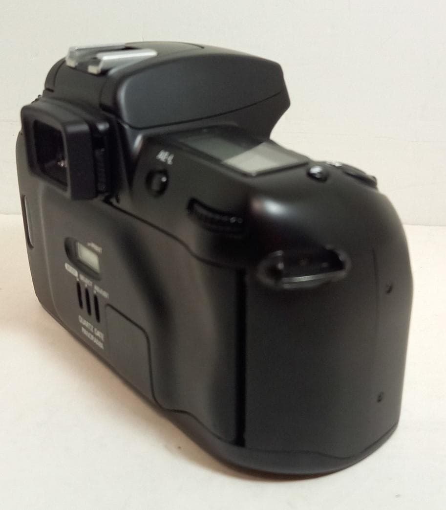 ★動作品★Nikon F60 一眼レフフィルムカメラ　説明書、ストラップ付属