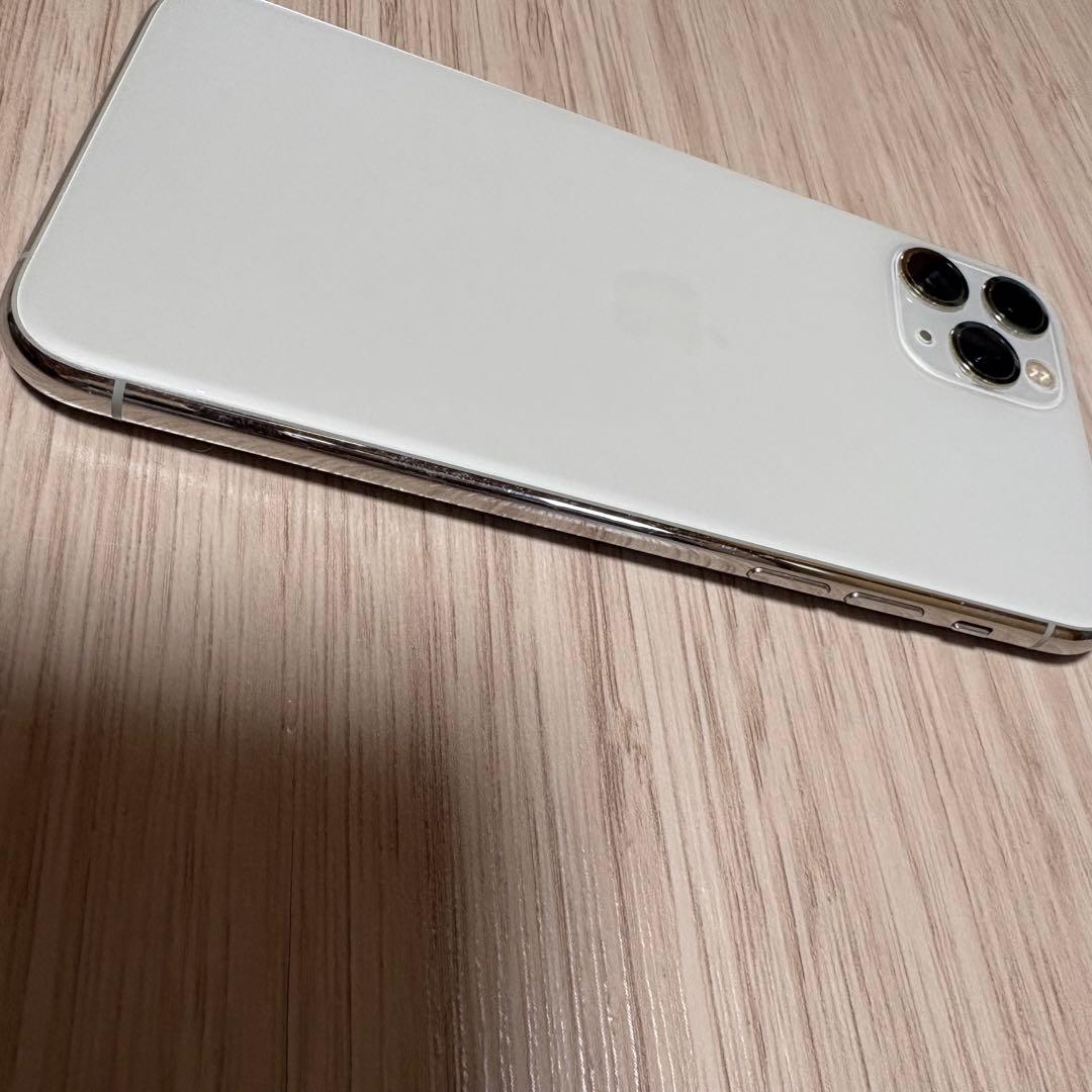 iPhone 11pro 64GB 本体　シルバー