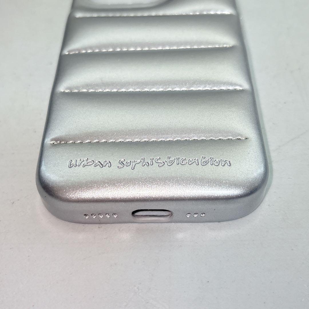 iPhoneアクセサリー Urban The Puffer Case chrome 16Pro
