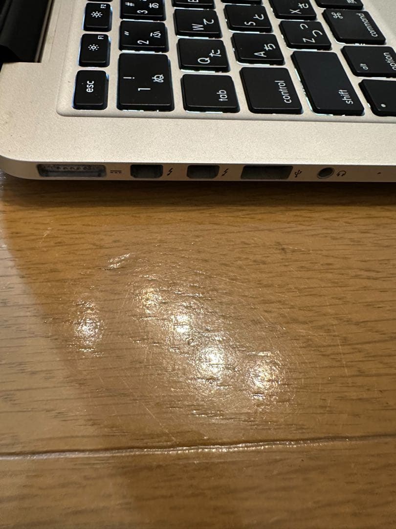 中古MacBook Pro パスワード分からず開けないPC本体