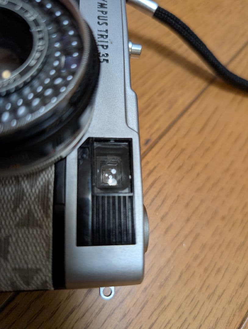 OLYMPUS TRIP35 動作確認済み 赤ベロOK　レンズキャップ付