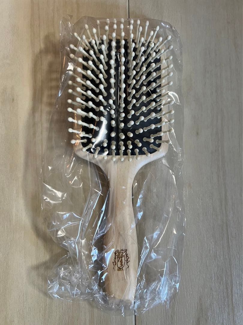 100%正規品　ヒグチユウコ展　台湾限定　ヘアブラシ くし 櫛 コーム　ブラシ