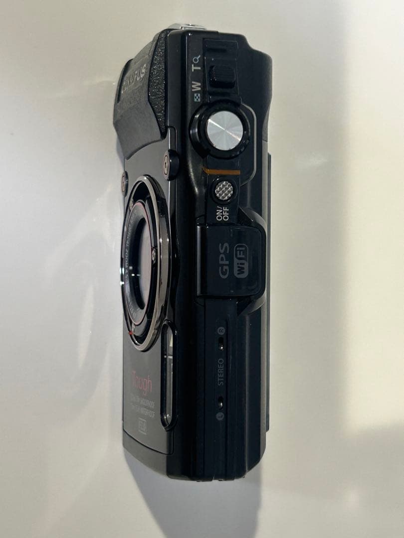 OLYMPUS Tough TG3コンパクトデジタルカメラ ブラック