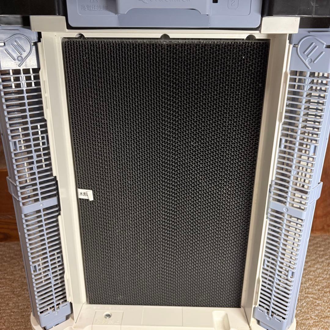 【美品】ダイキン 除湿❗加湿❗空気清浄機 クリアフォースZ MCZ70U-W