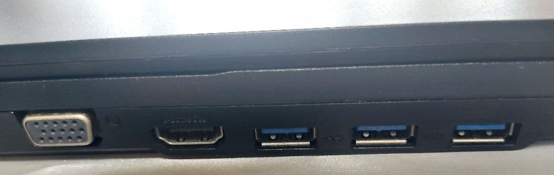 富士通 LIFEBOOK A576/N RAM8GB Win10Pro