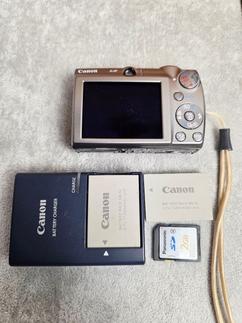 Z86 Canon IXY DIGITAL 900 IS 本体と付属品