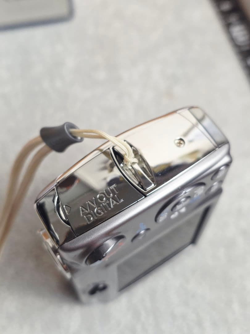 Z86 Canon IXY DIGITAL 900 IS 本体と付属品