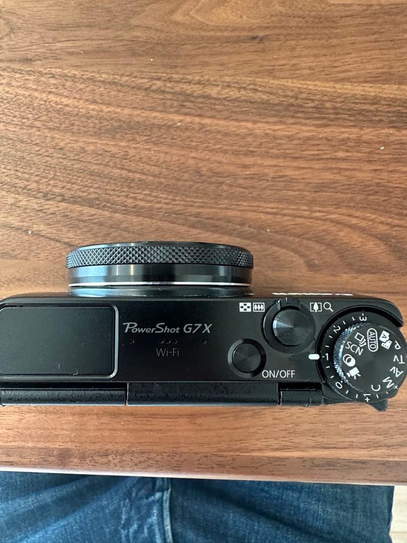Canon G7 X デジタルカメラ 本体と充電器付き