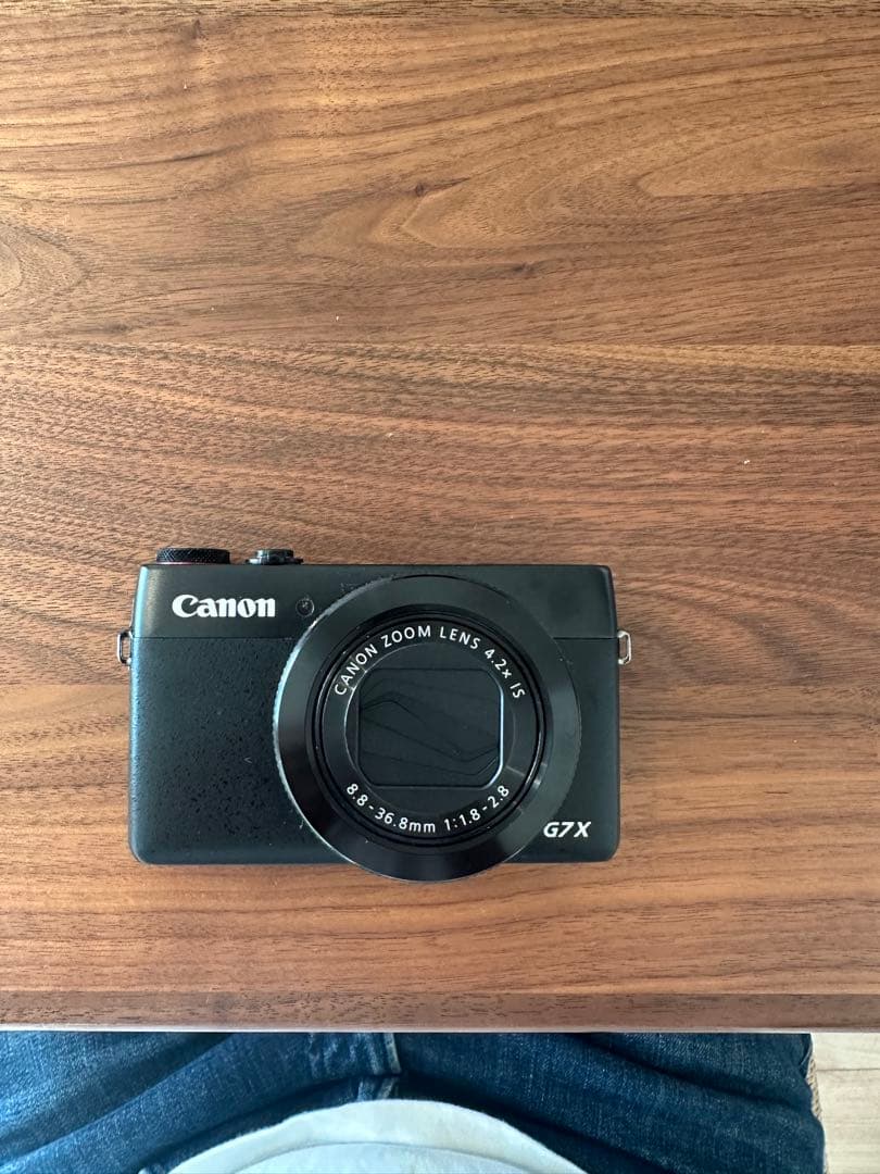 Canon G7 X デジタルカメラ 本体と充電器付き
