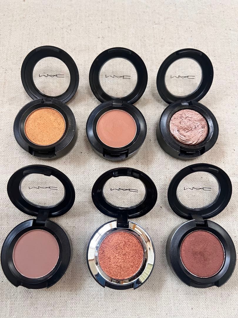 MAC、トーン　アイシャドウ7点まとめ売り
