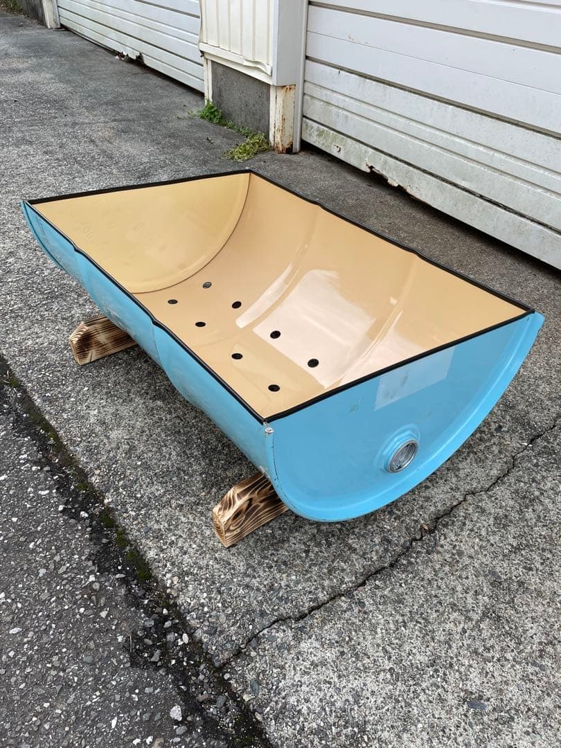 ドラム缶 プランター リメイク 木製台座付き
