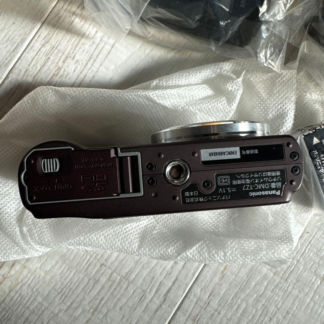 美品パナソニック Panasonic LUMIX DMC-TZ7 コンデジ