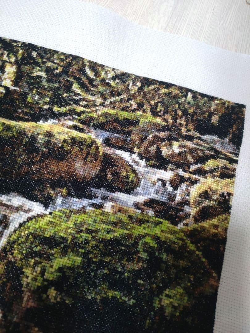 クロスステッチ完成品　沢の風景