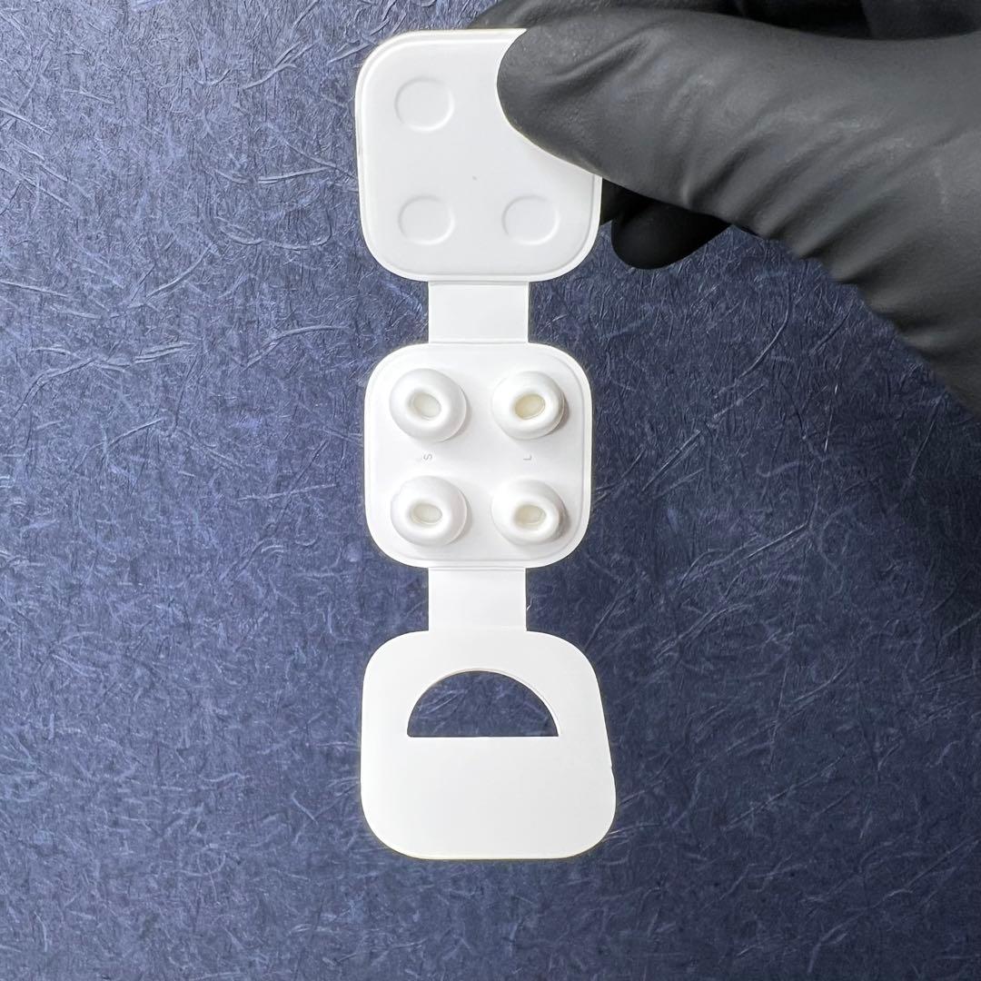 【ジャンク】AirPods Pro 第1世代 付属品完備 右耳充電不可