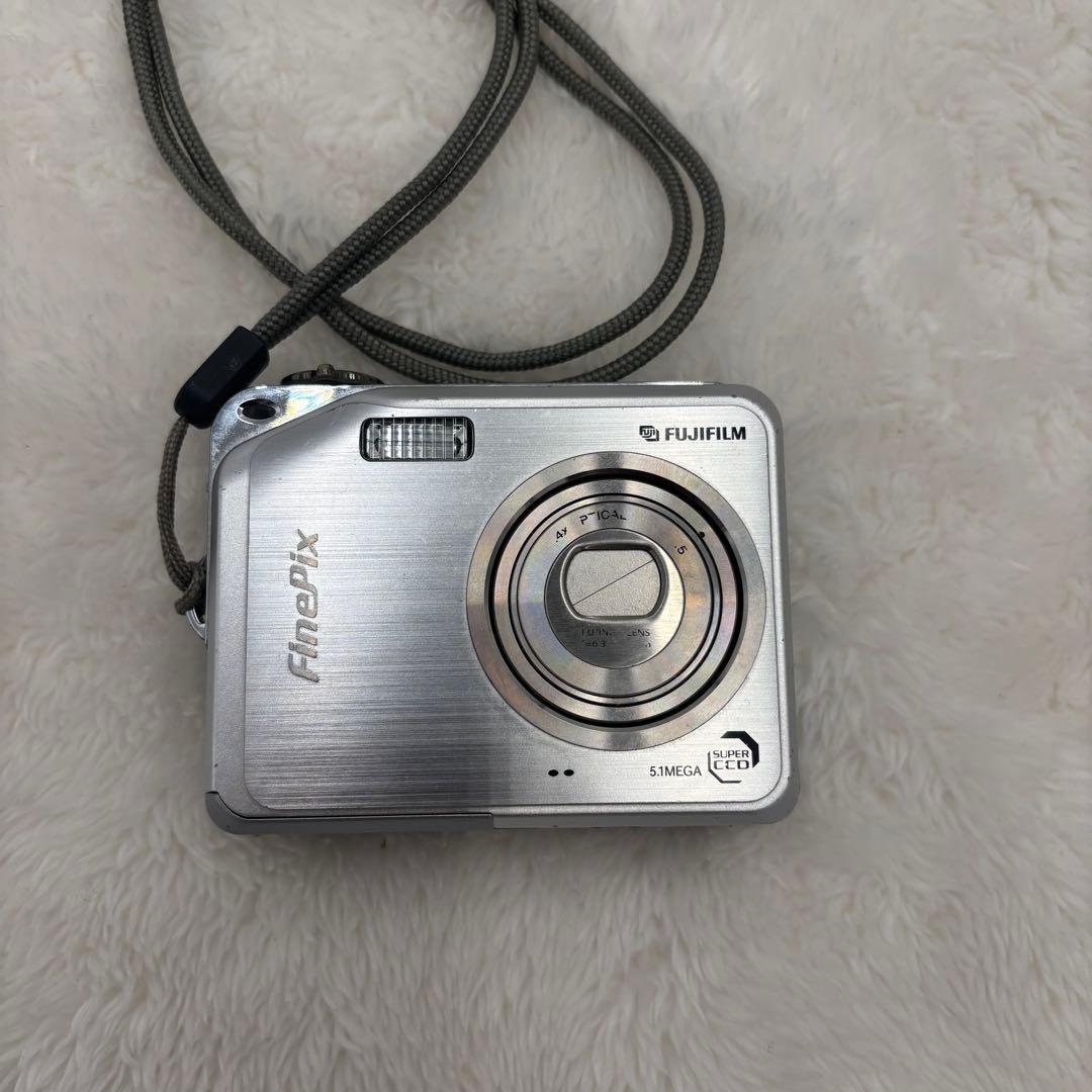 FUJIFILM FinePix V10 コンパクトデジカメ　動作確認済み