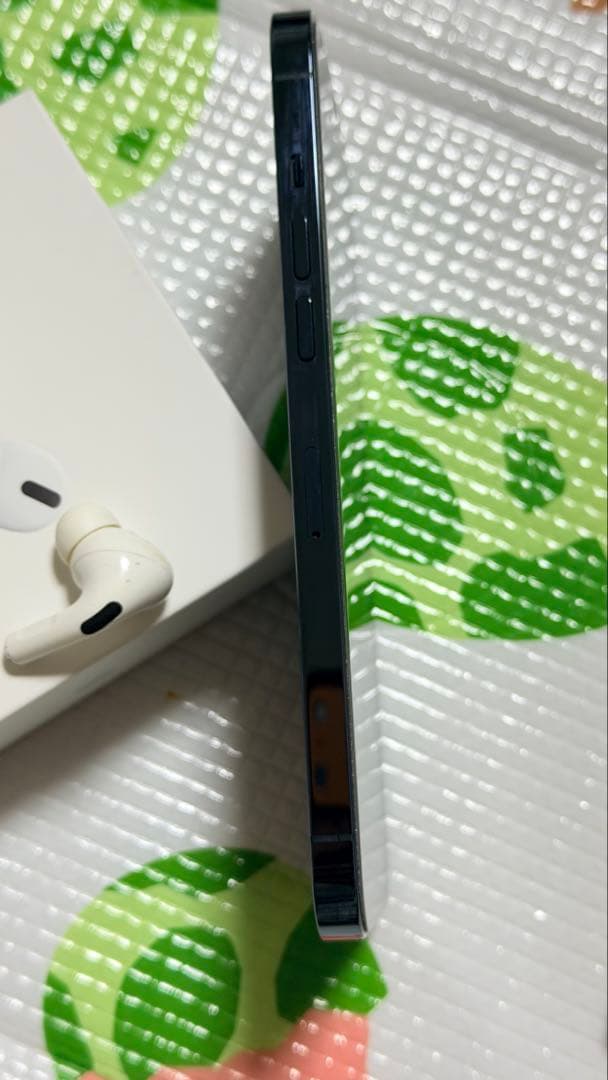 iPhoneアクセサリー iPhone12Pro max 256 GB in AirPods Pro 1