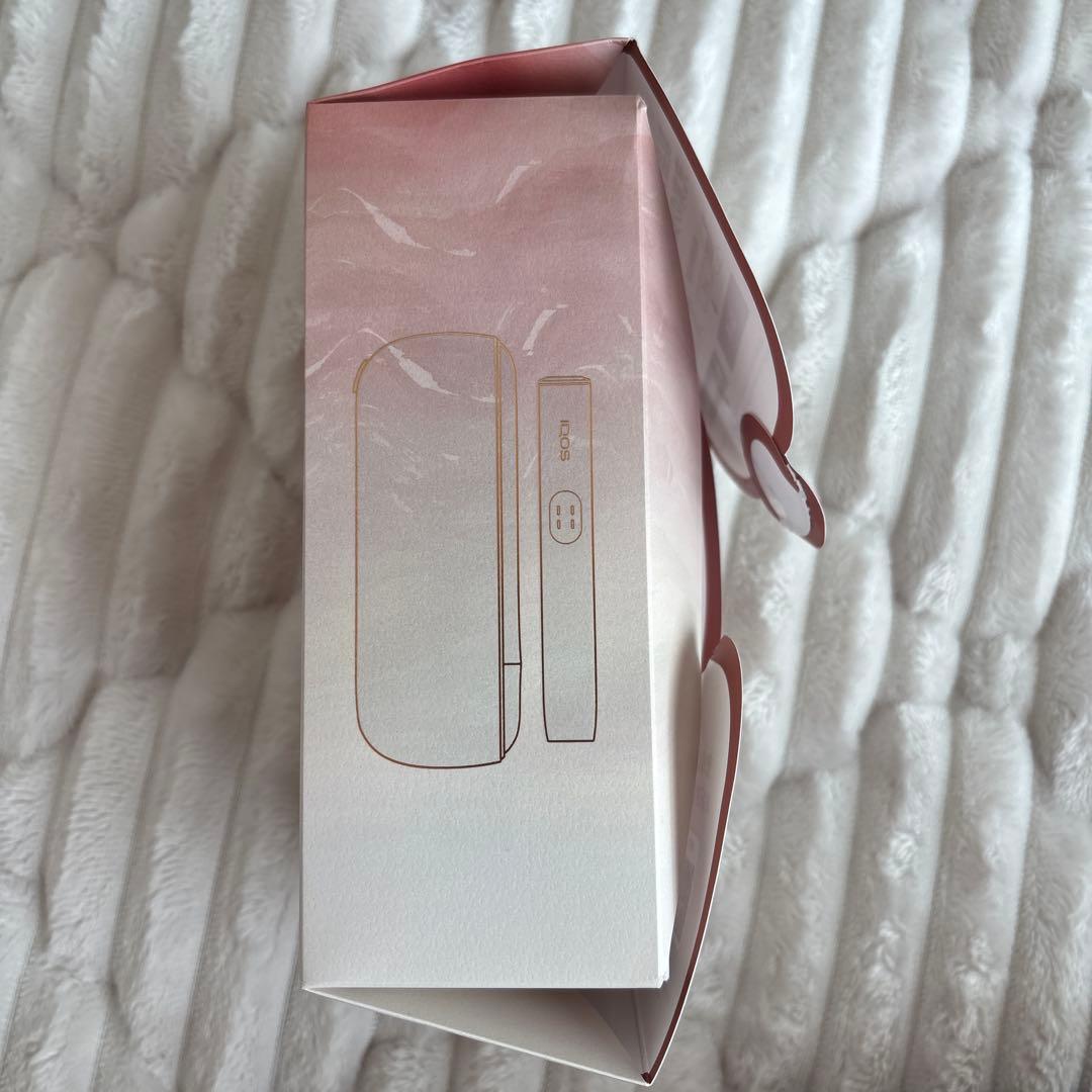 IQOS ILUMA i MINERA 限定版