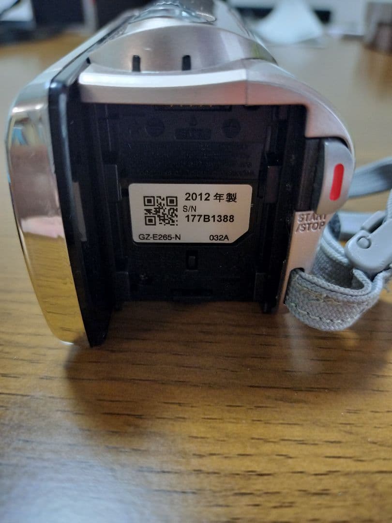 ビデオカメラ ビクター JVC エブリオ　GZ-E265