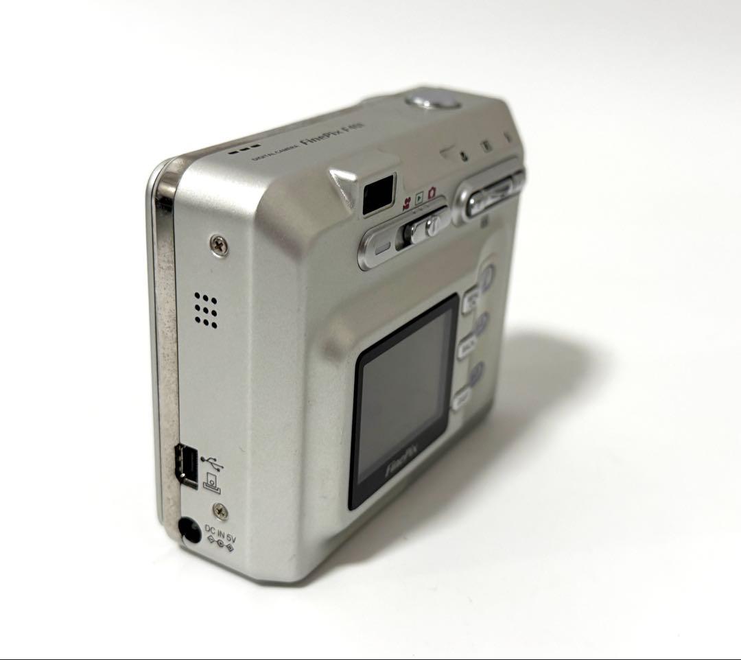 FUJIFILM デジカメ Finepix F401 充電器付き